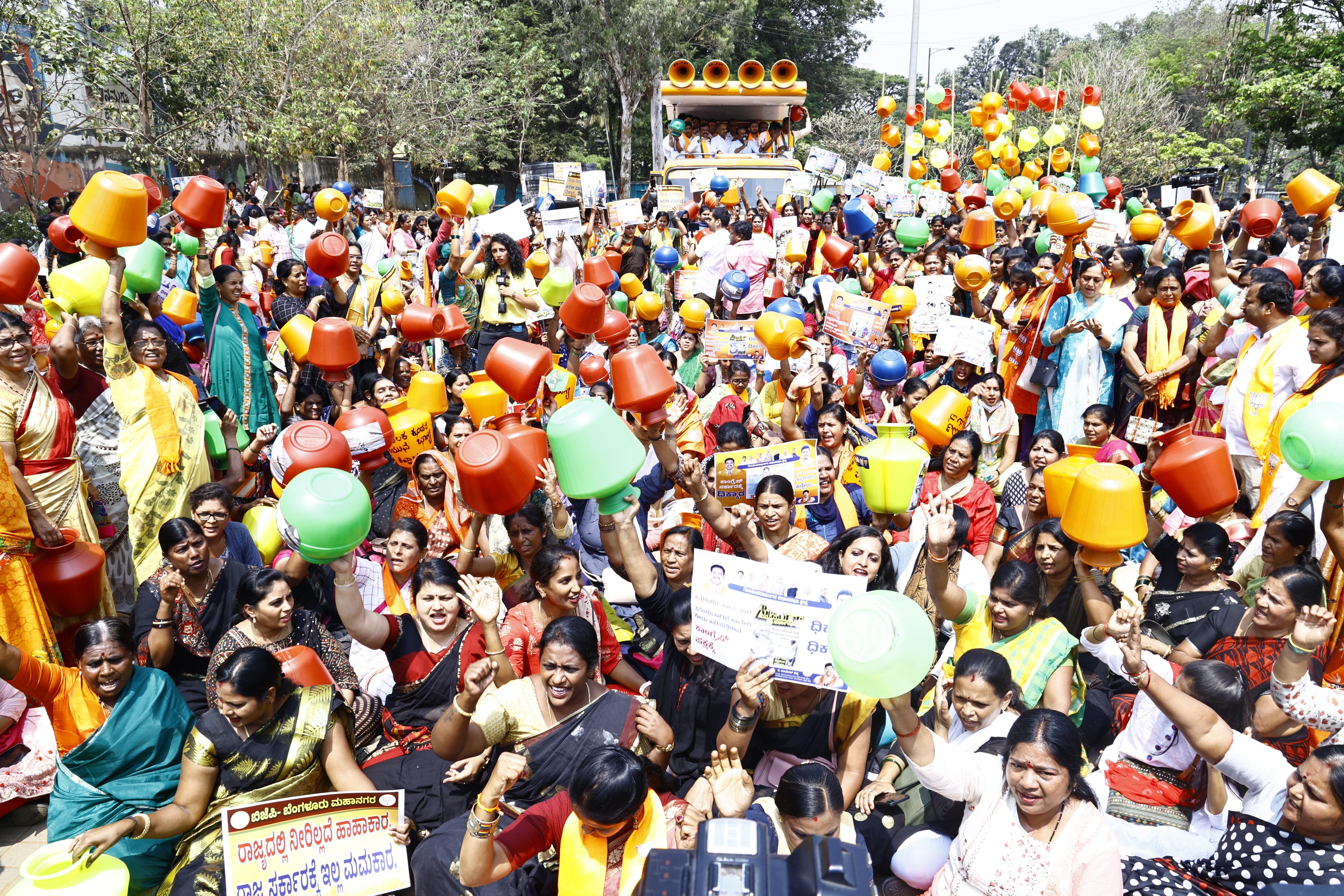 BJP Protests Against Congress Government Over Water Shortage