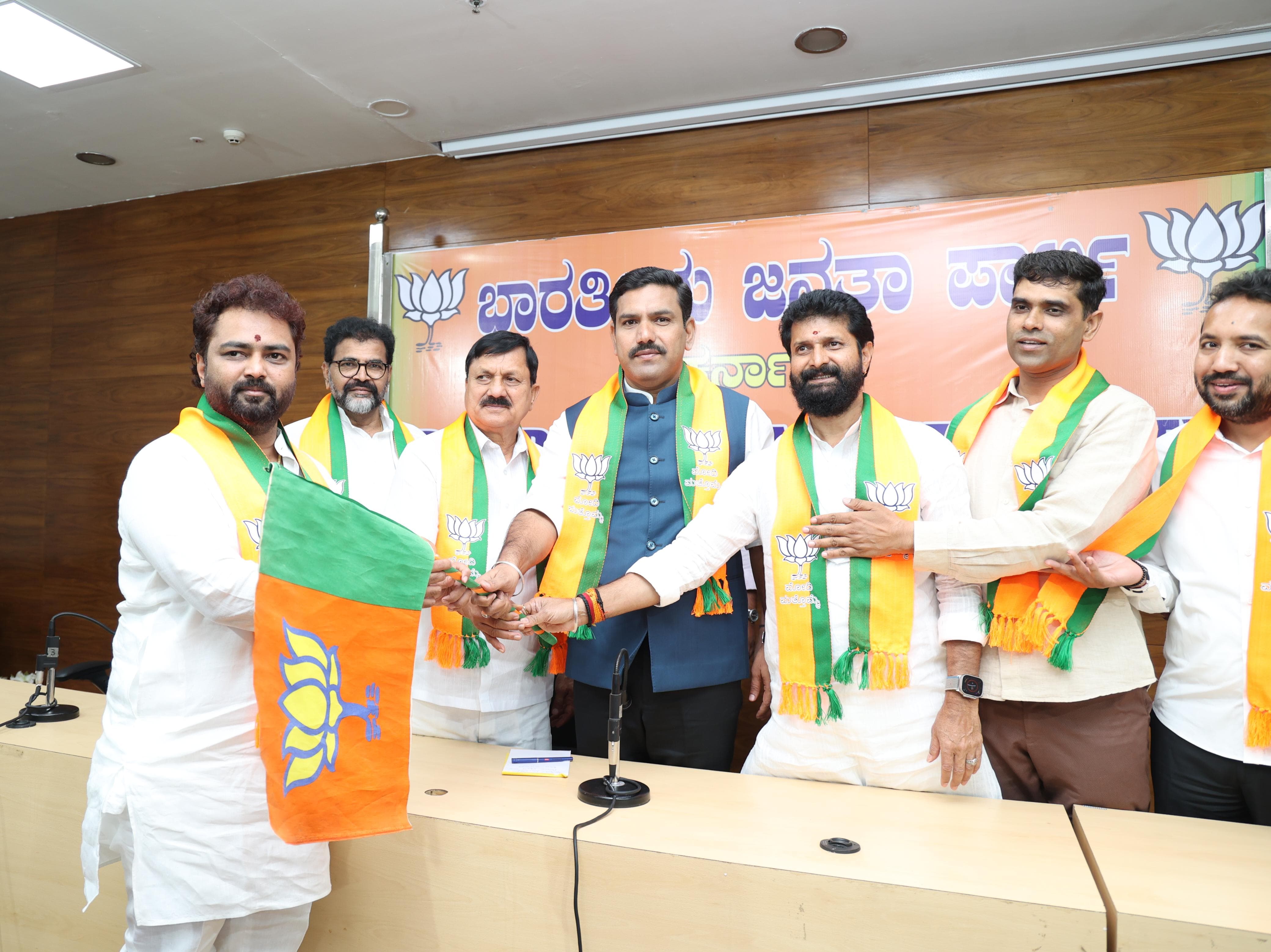 Afjalpur Leader Nitin Guttedar, Supporters' BJP Joining Programme