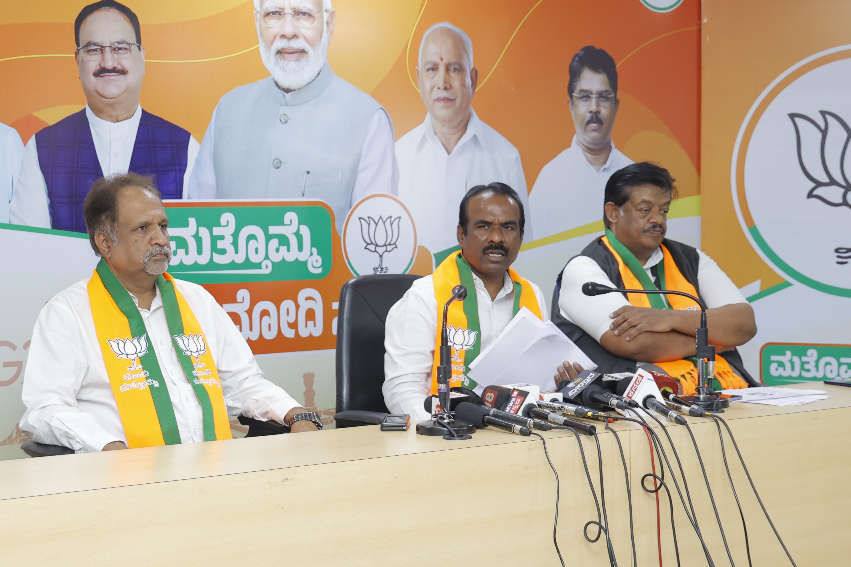 N. Ravikumar insists on resignation of CM