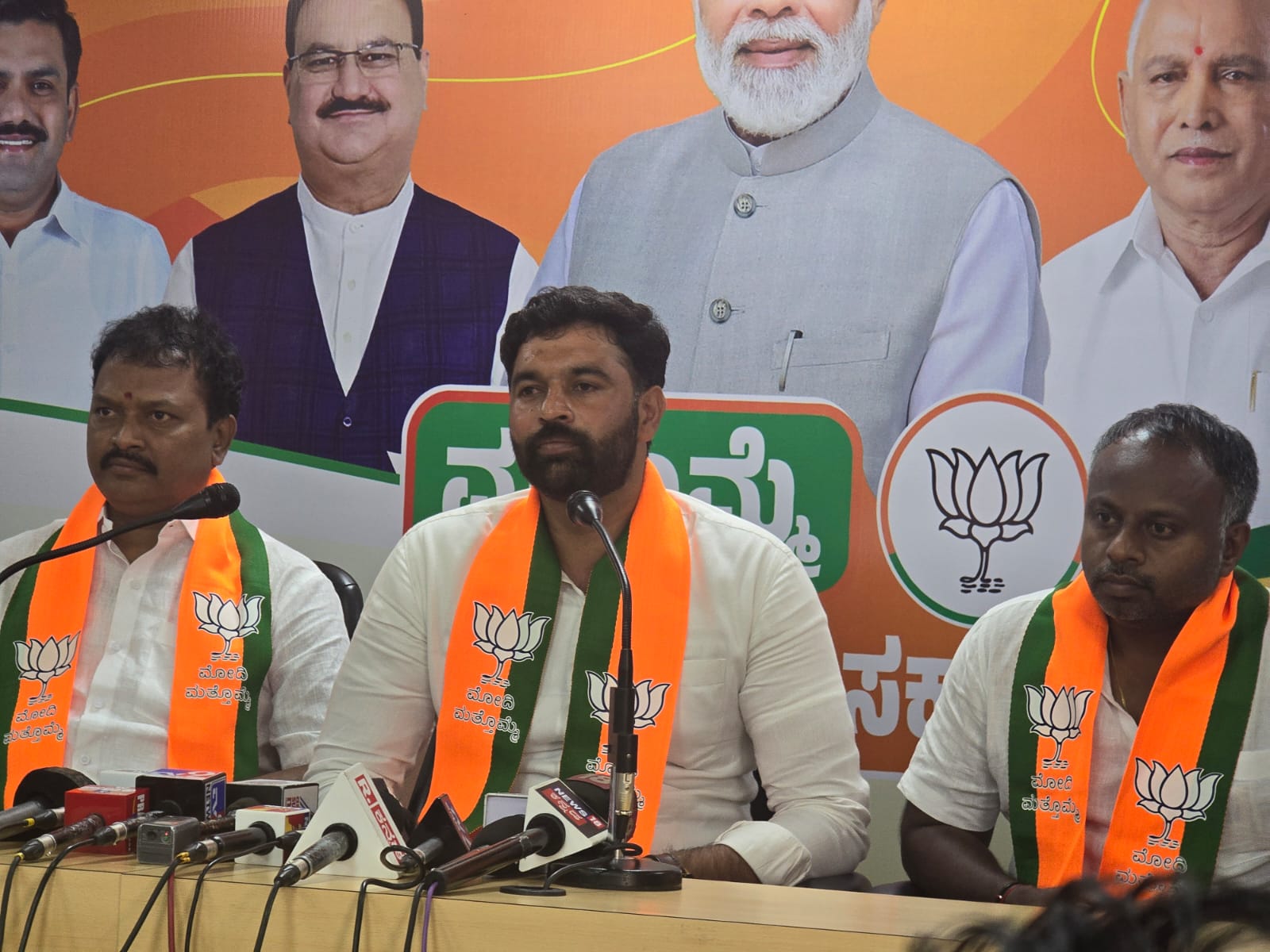 On 28th, siege to D.C. office-Bangaru Hanumantu