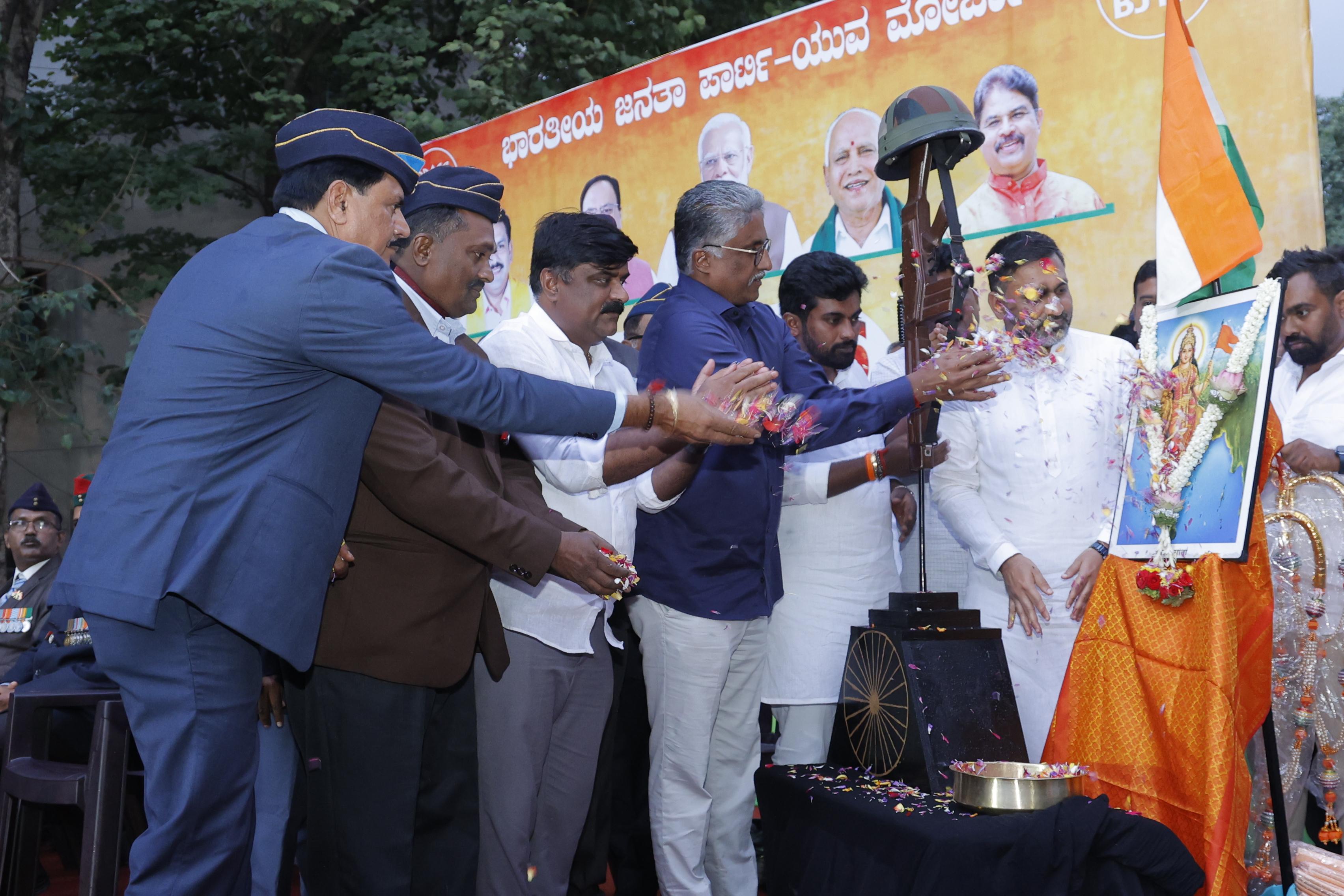 ಬಿಜೆಪಿ ರಾಜ್ಯ ಕಚೇರಿಯಲ್ಲಿ ಕಾರ್ಗಿಲ್ ವಿಜಯ ದಿನ ಆಚರಣೆ