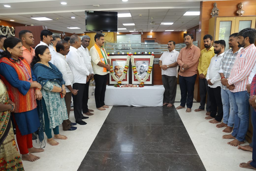 ಗಾಂಧೀಜಿ ಇಚ್ಛೆ ಈಡೇರಿಸಲು ಮೋದಿಜೀ ಶ್ರಮ: ವಿಜಯೇಂದ್ರ 