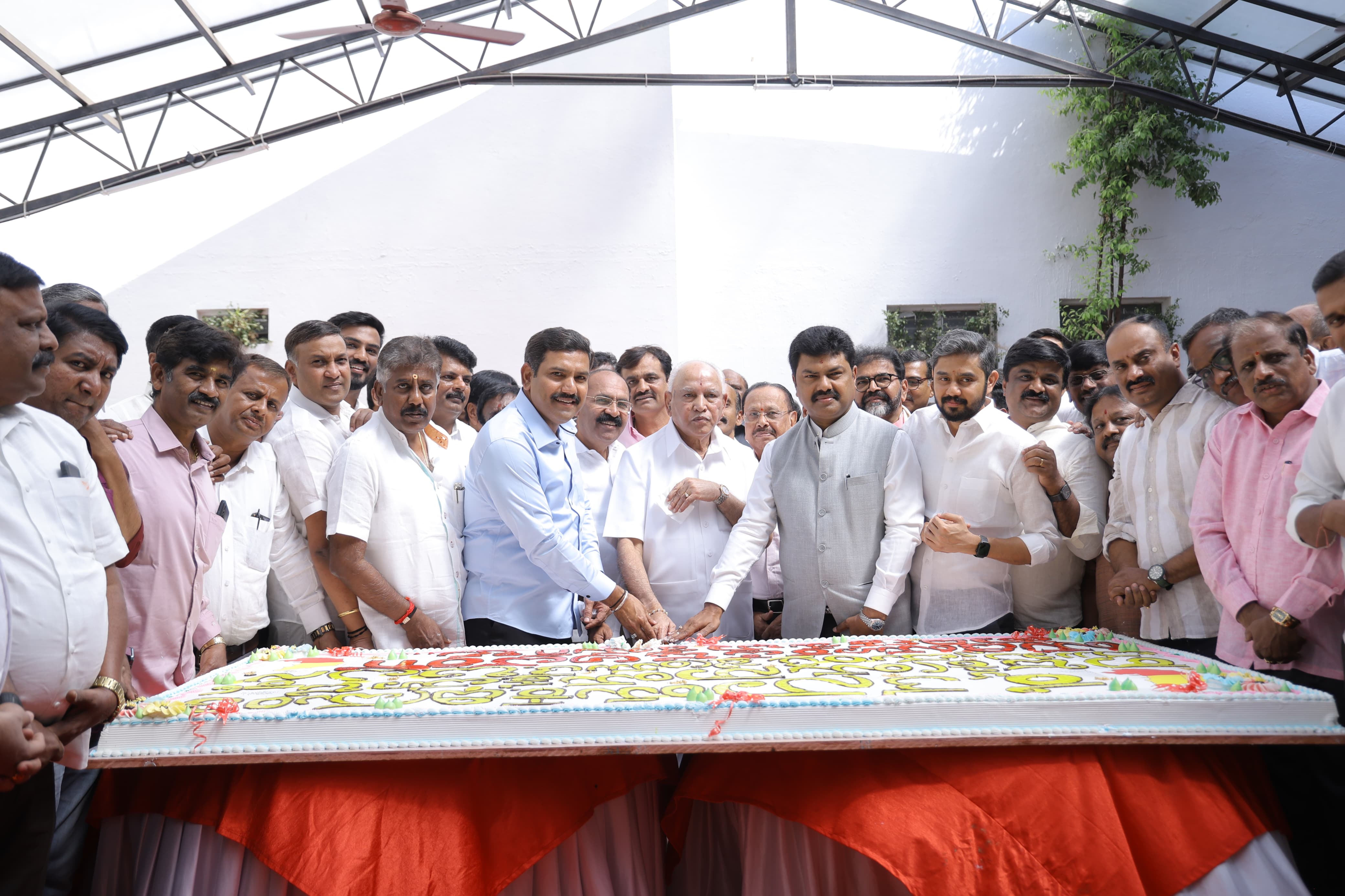 Infighting in Congress party increasing day by day, celebrate Yediyurappa's birthday with simplicity and pride - Vijayendra